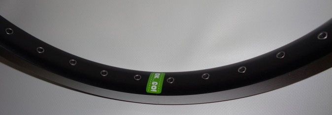 Felni OK-GO 26" 559x24mm H: 17mm 36H fekete SZIMPLÁN szegecselt, fékfelületes  OKGO26361_AFEL