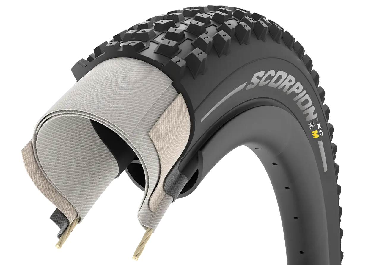 Külső Pirelli Scorpion™ MTB M XC Classic 120 TPI Defektvédelem: ProWall Tubeless ready fold. 29" x 2,2 fekete/BARNA 3905700_AGK