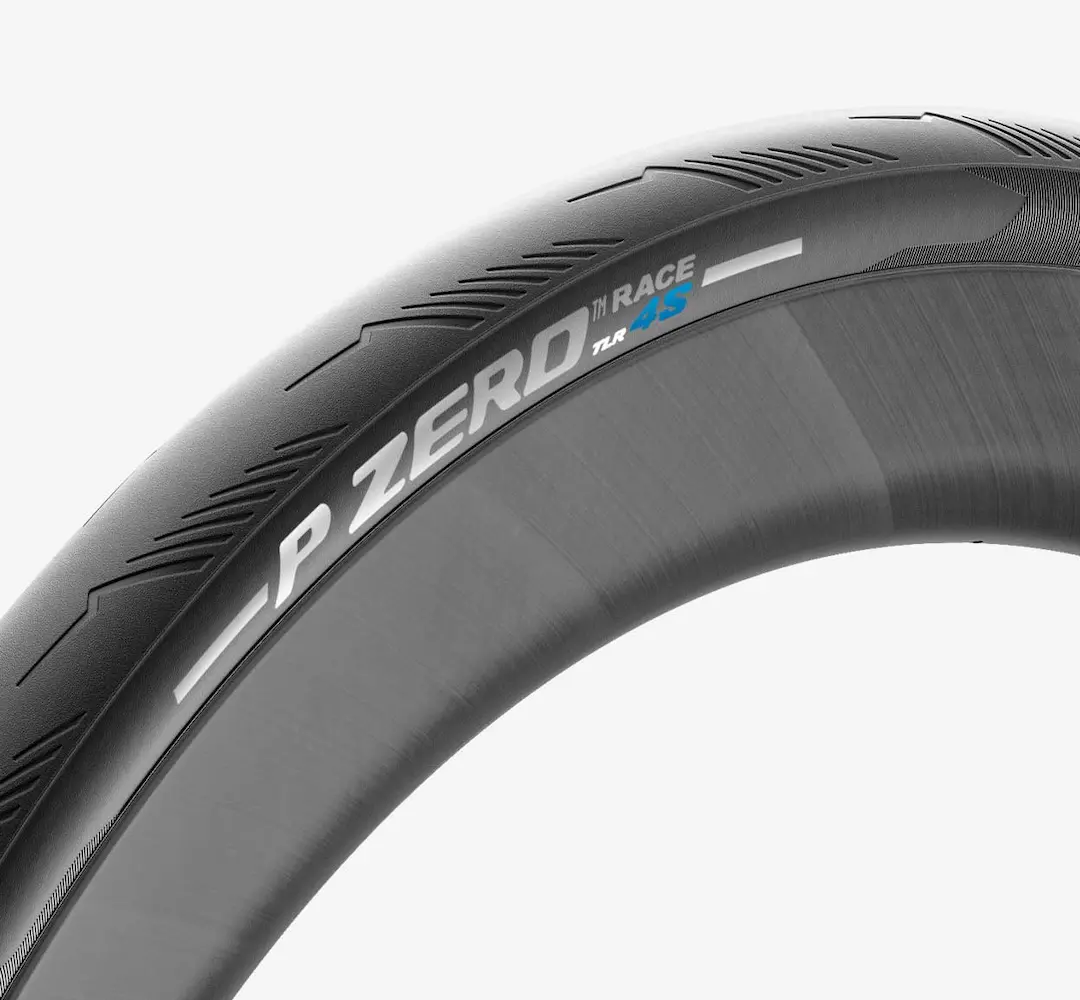Külső Pirelli  P ZERO™ Race 4S TLR tubeless ready 28-622 (700x28) 127 TPI 365 gr. fold. “Made in Italy” 4203500_AGK