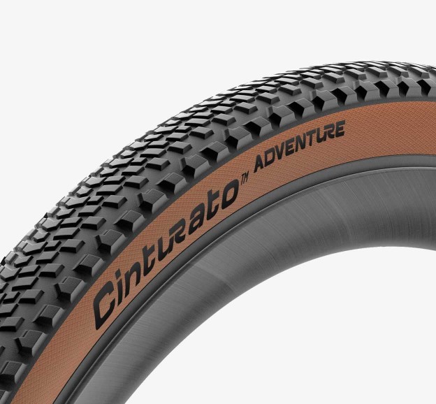 Külső Pirelli Cinturato™ Adventure Classic (Gravel) 40-622 fekete/BARNA,Tubeless ready defektvédelem: Pro Compound 4190600_AGK